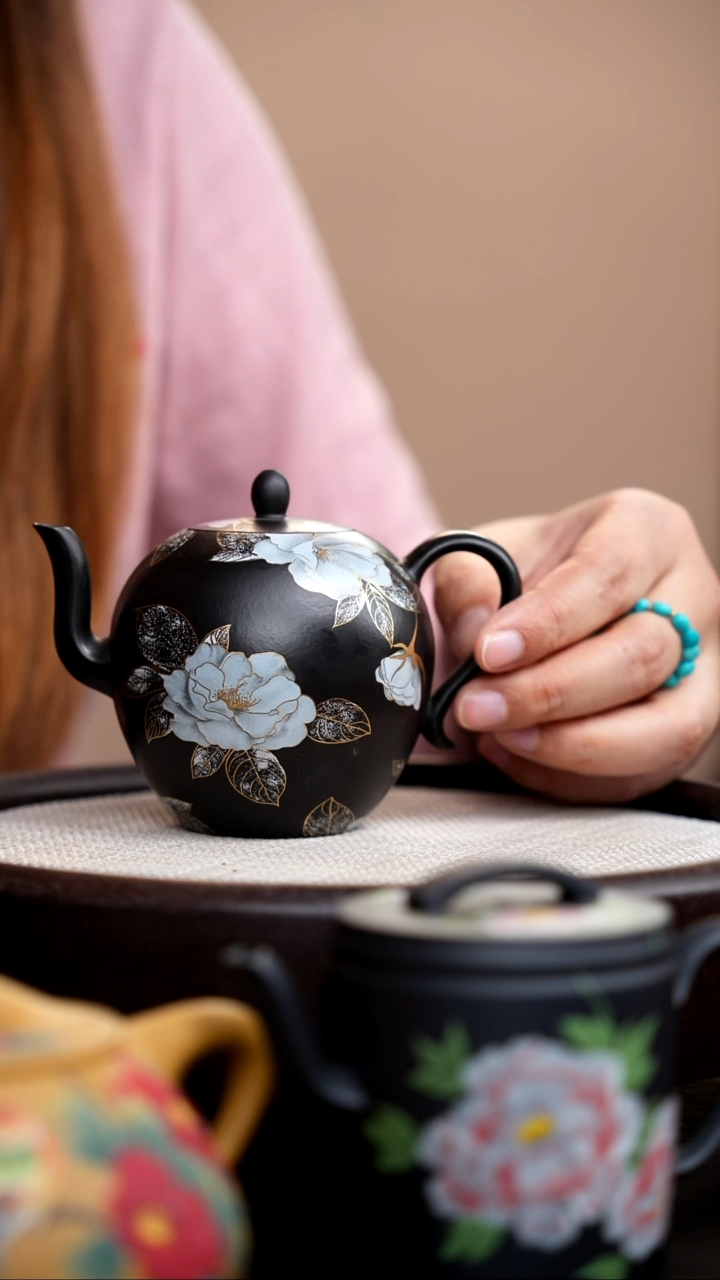 茶壶紫砂捂灰朱泥银牡丹美人肩