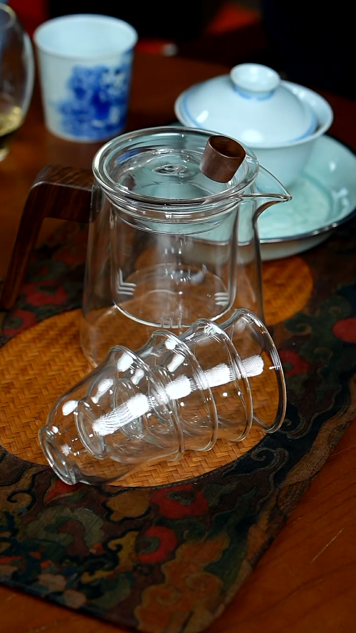 闪购闪购玻璃壶+4杯