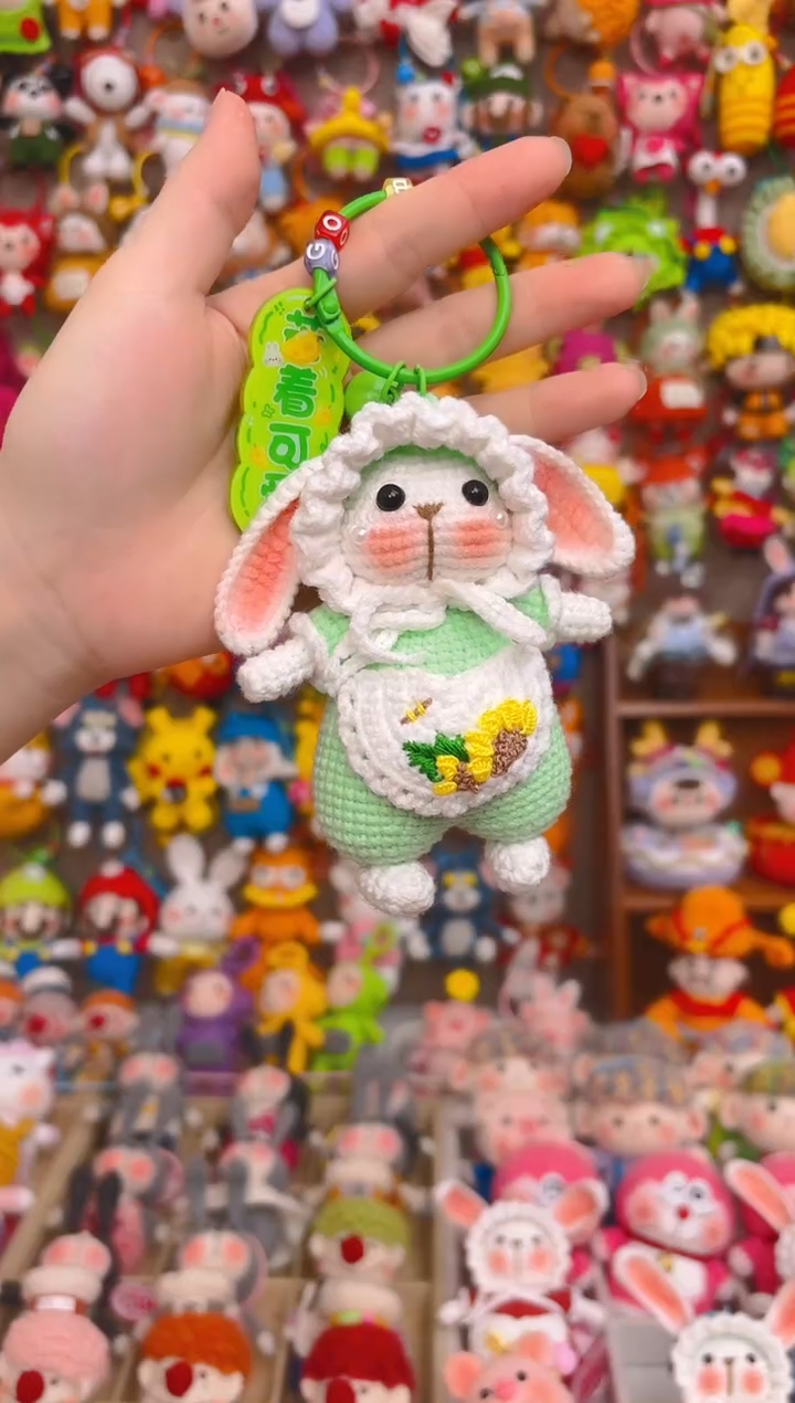 纯手工制作毛线钩织成品绿色糖兔