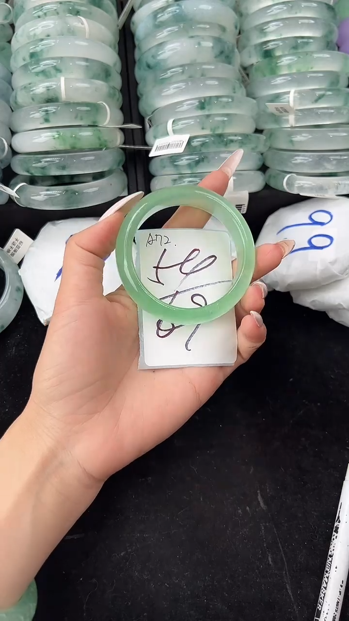 非金属无54圈口编号：A72