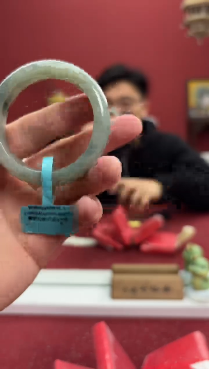 【闪购商品】翡翠手镯未镶嵌12手镯