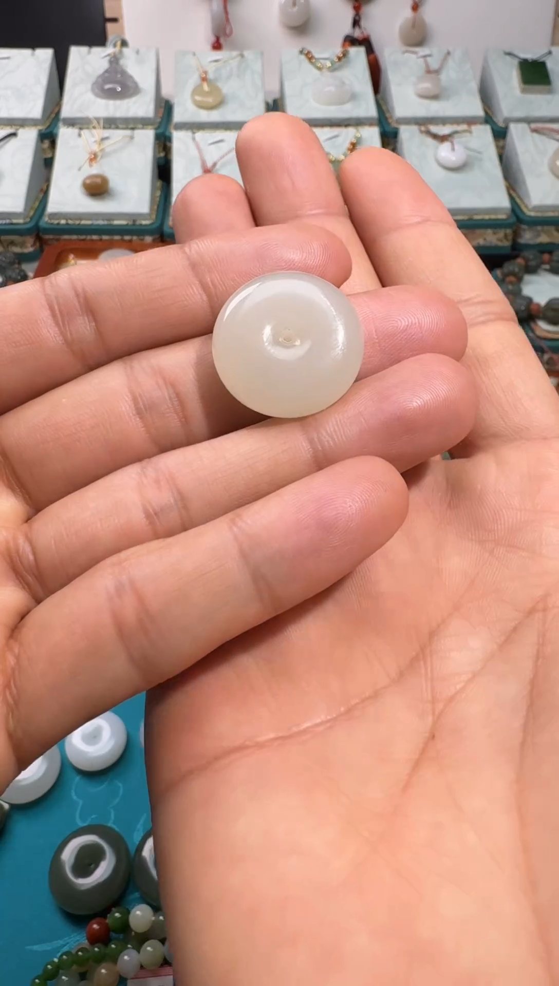 【闪购商品】和田玉颈饰未镶嵌黄口平安扣