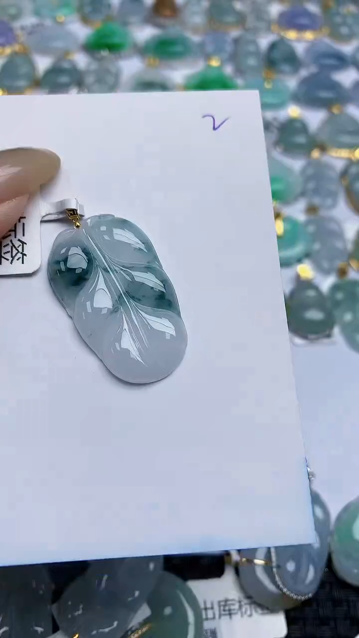 【闪购商品】翡翠颈饰18K金镶嵌天然A货翡翠 52