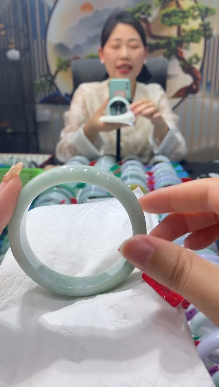 【闪购商品】翡翠手镯未镶嵌00003845