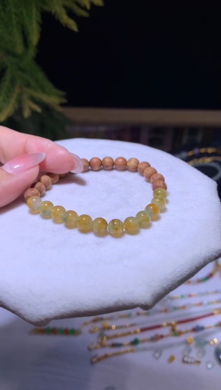 【闪购商品】定制翡翠未镶嵌5.8*黄翡手串6800+680