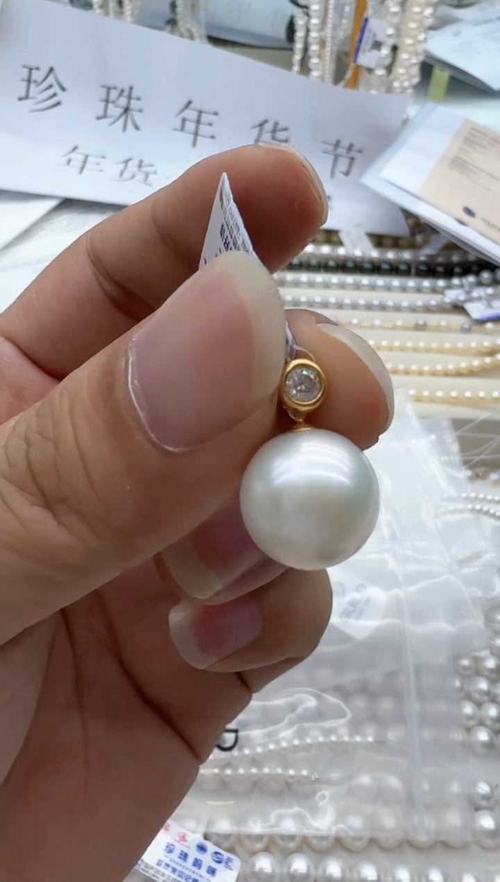 【闪购商品】淡水珍珠颈饰18K金镶嵌清货