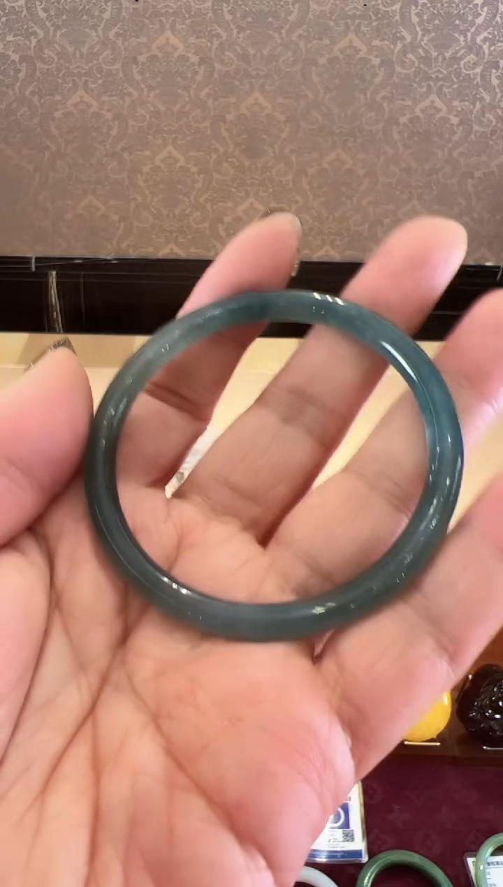 未镶嵌手镯翡翠翡翠手镯