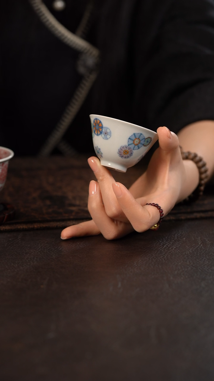 【闪购商品】杯云霞珍藏斗彩皮球花三秋杯