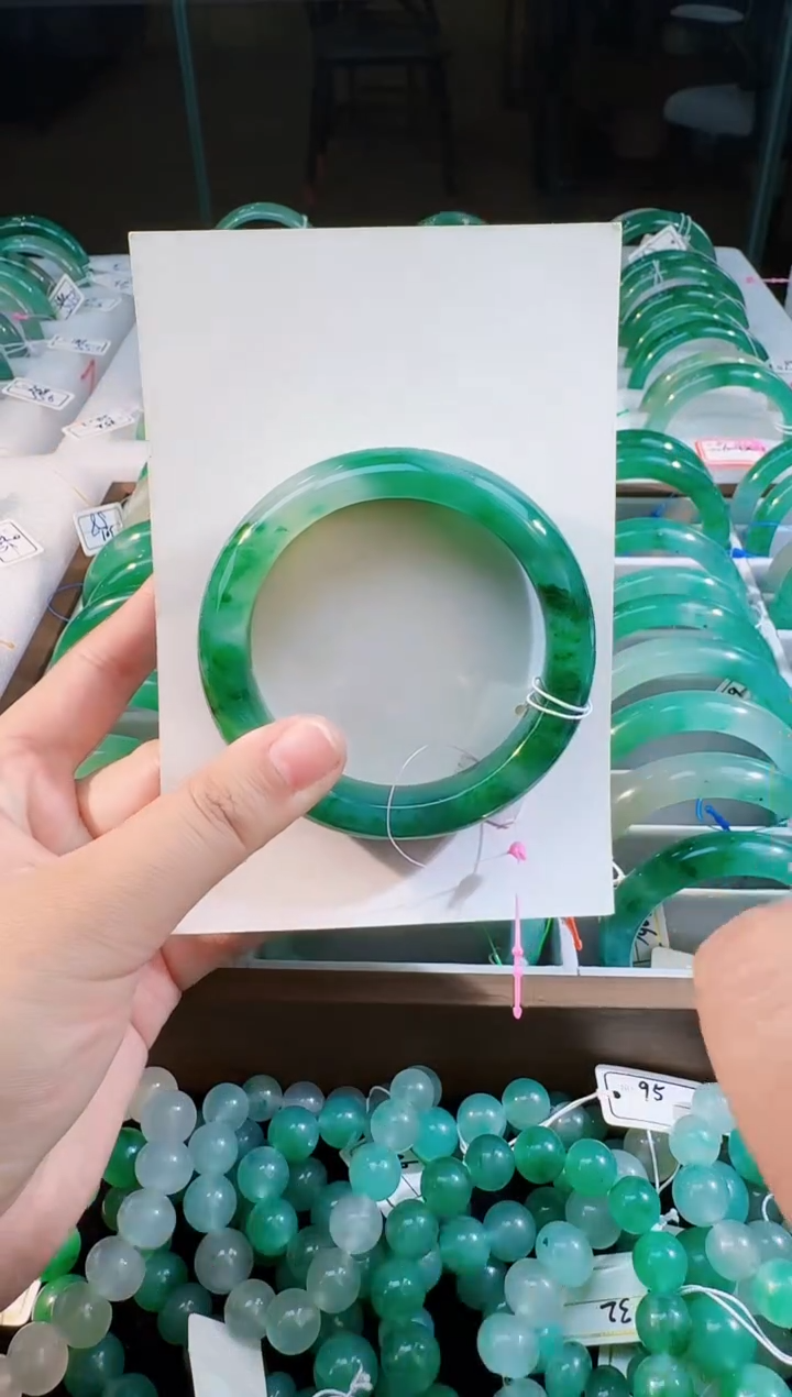 【闪购商品】石英质玉手镯未镶嵌254