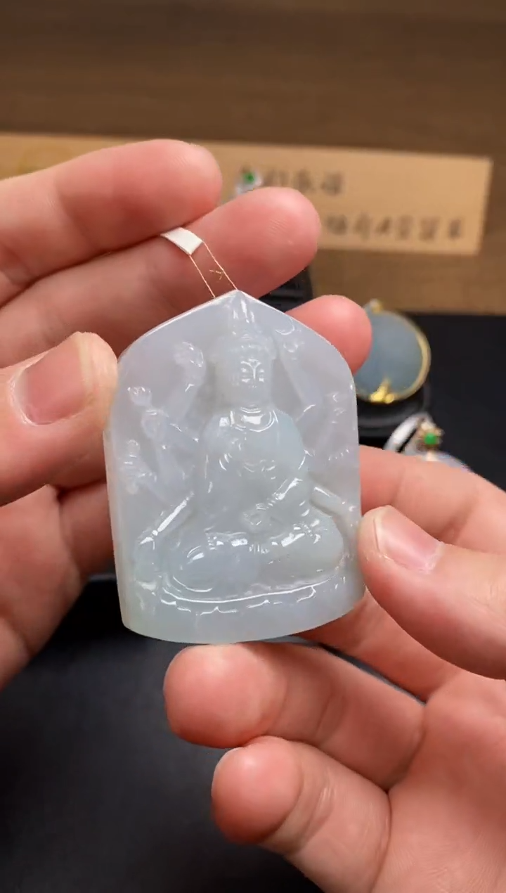 【闪购商品】翡翠颈饰未镶嵌翡翠