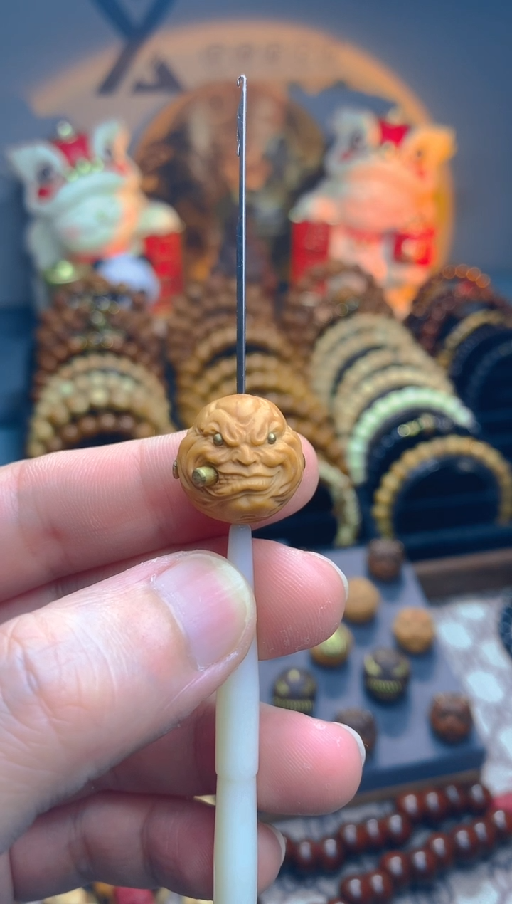 把件猴头核桃猴头雕刻单颗镶嵌烟鬼恶僧卡18mm