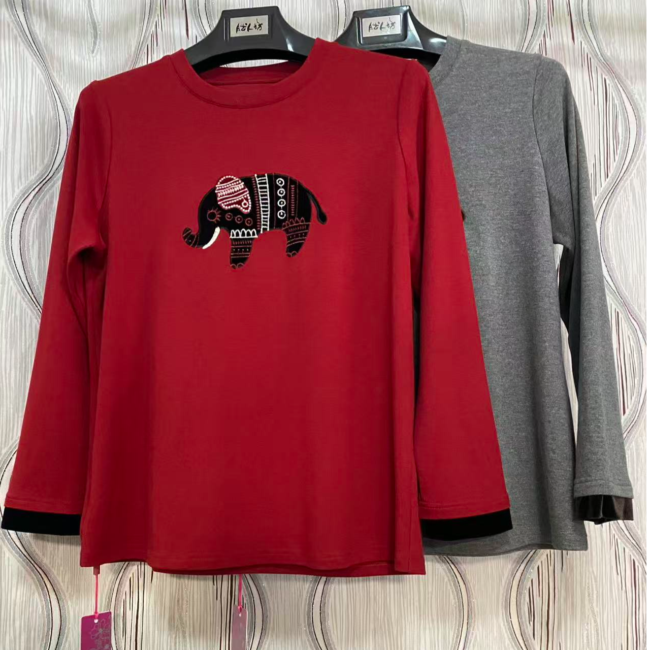 （新）胖人坊大码女装吉祥小衫4928   衣长66  118