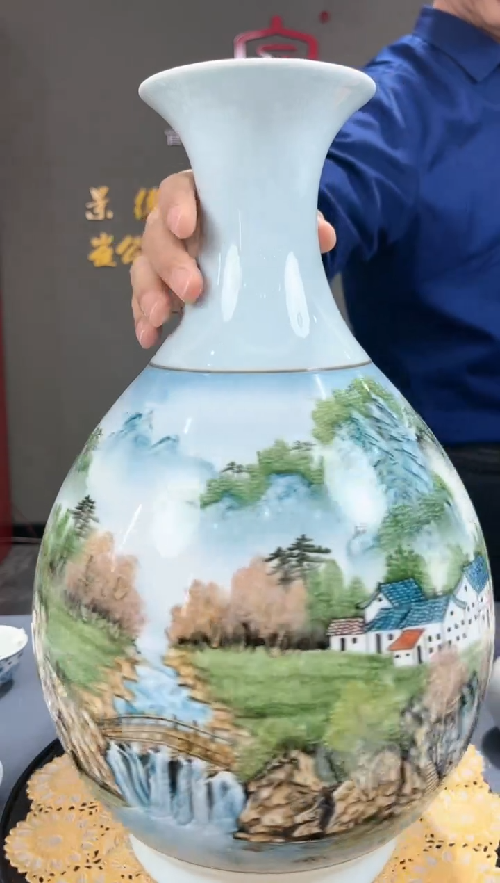 【闪购商品】官窑瓷画院937官窑瓷画院山水玉壶春