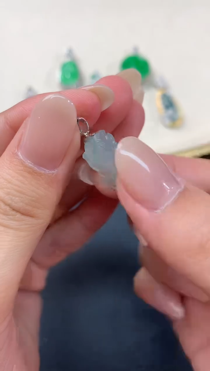 【闪购商品】翡翠吊坠(不含链)18K金镶嵌A313|1680