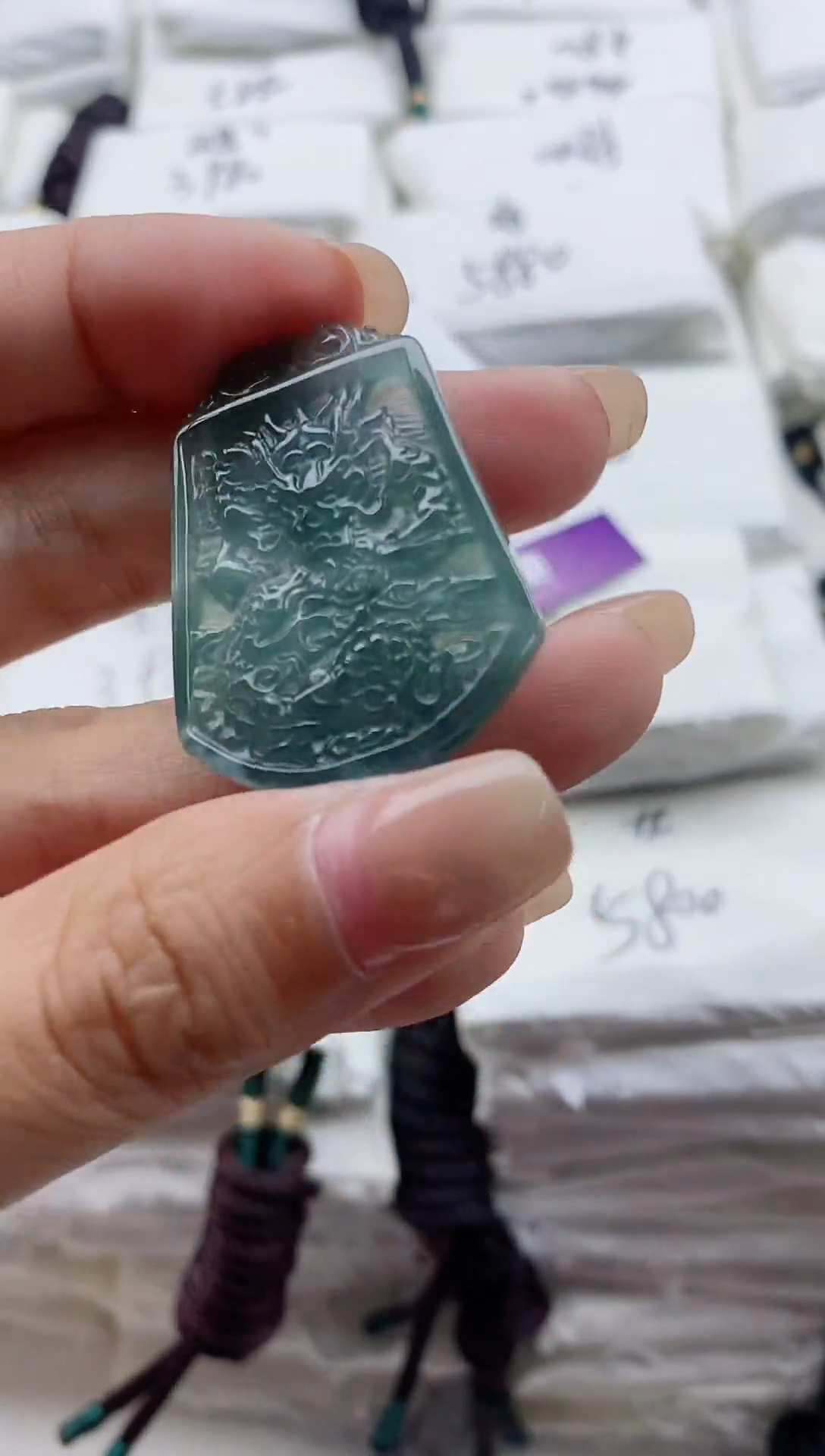 颈饰未镶嵌翡翠8