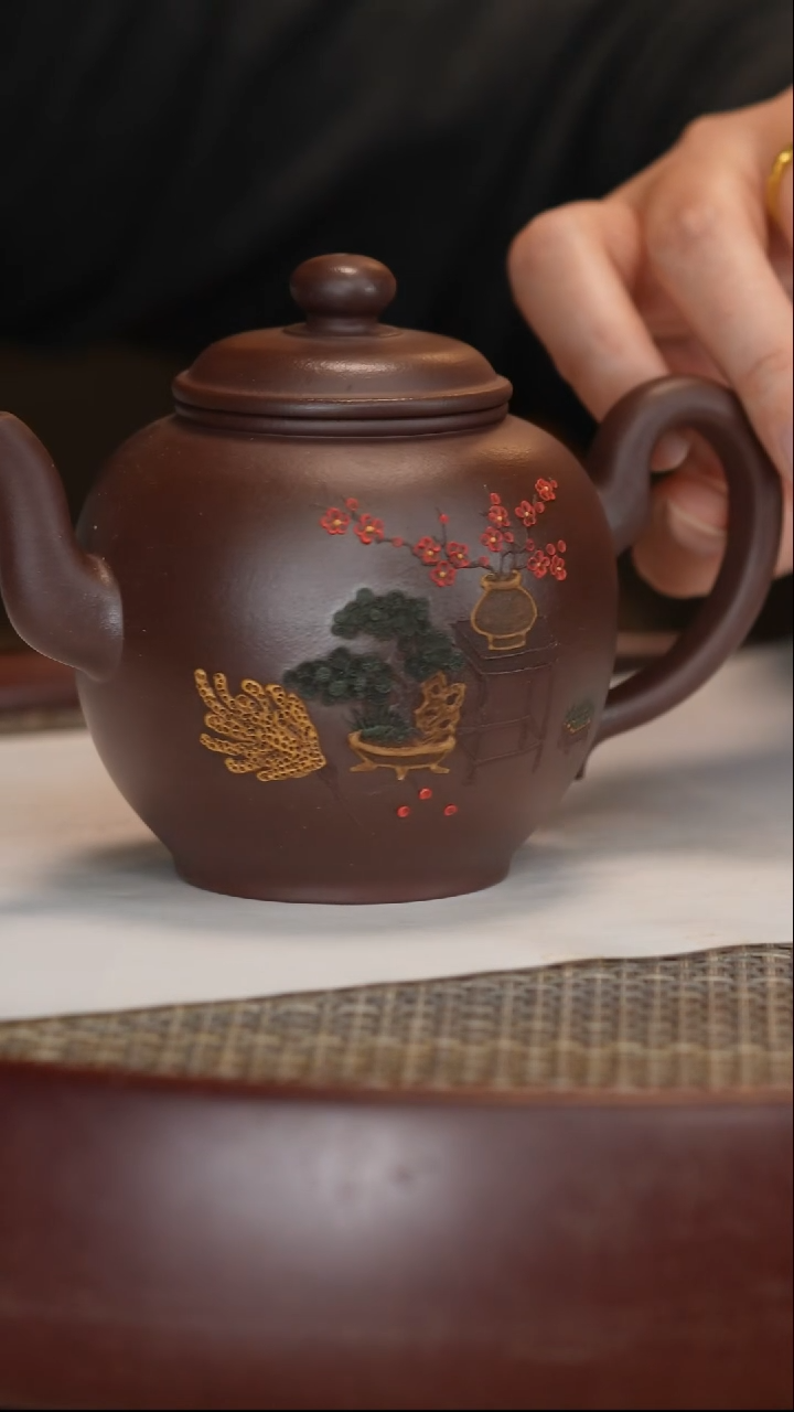 【闪购商品】紫砂茶壶宫灯壶 主人杯 画 261cc