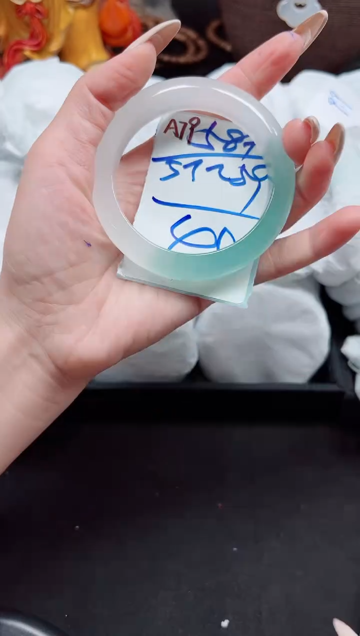 未镶嵌手镯石英质玉58圈口编号：A79