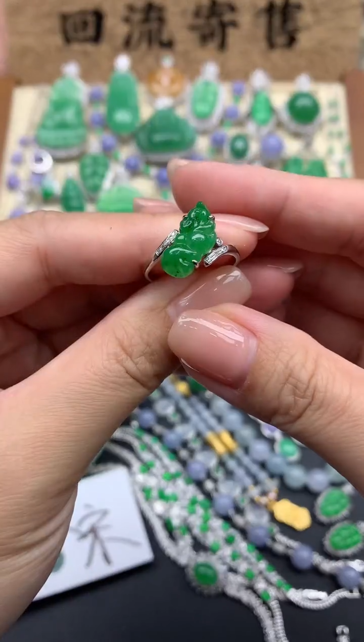 【闪购商品】翡翠戒指18K金镶嵌75-中国好珍宝