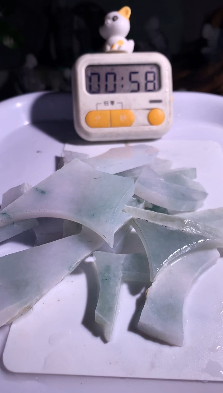 吊坠(不含链)未镶嵌翡翠普****司Q908