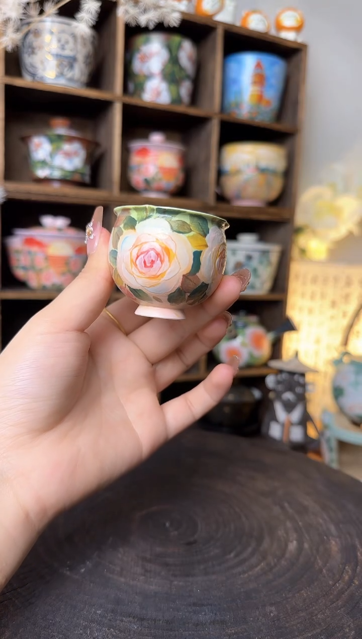 【闪购商品】石一春花主人杯釉下彩