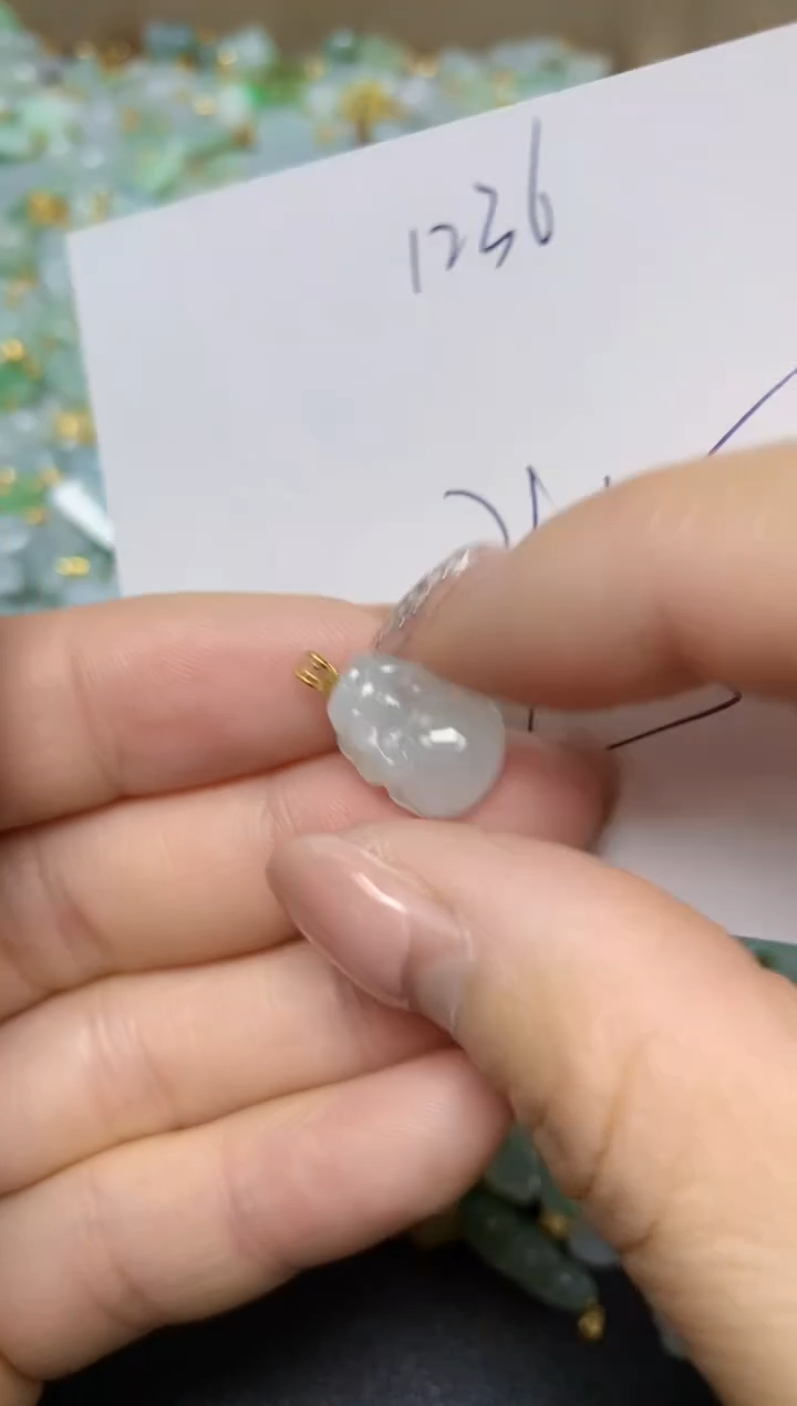 【闪购商品】翡翠挂件18K金镶嵌 天然翡翠A货