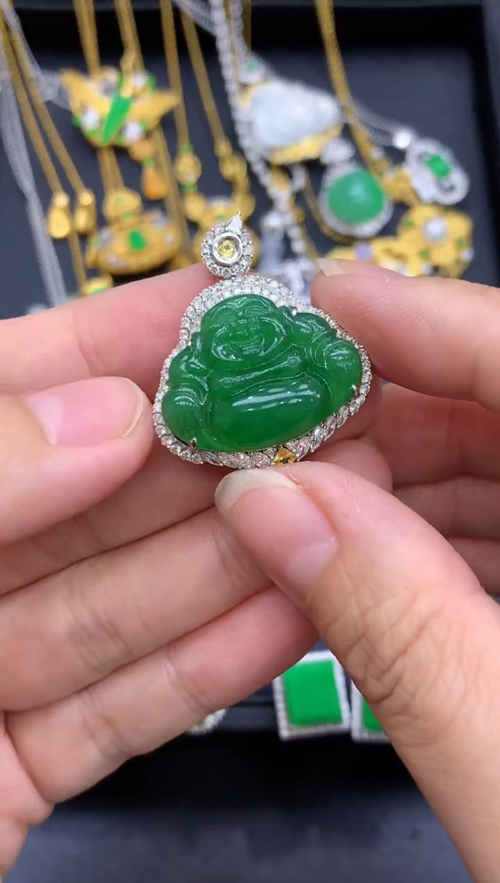 颈饰18K金镶嵌翡翠536-中国好珍宝·