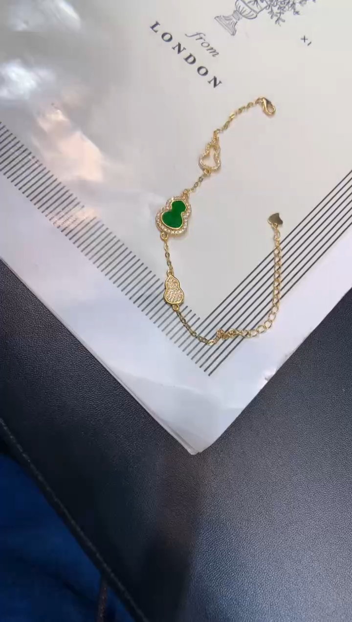 颈饰银S925镶嵌翡翠手链