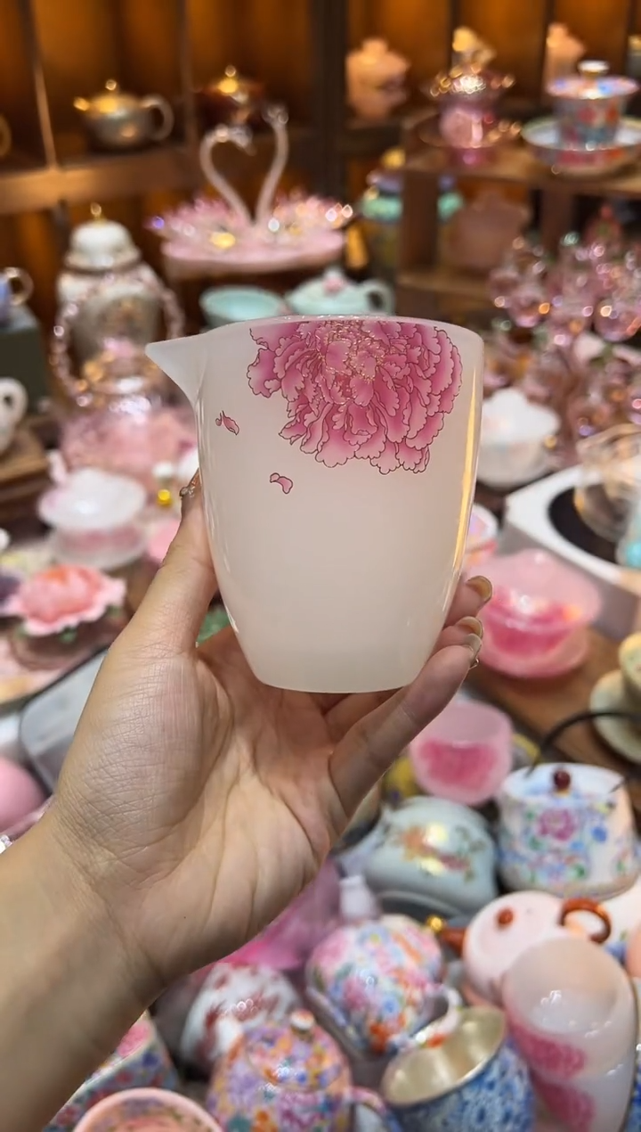 【闪购商品】牡丹琉璃公道杯11111111