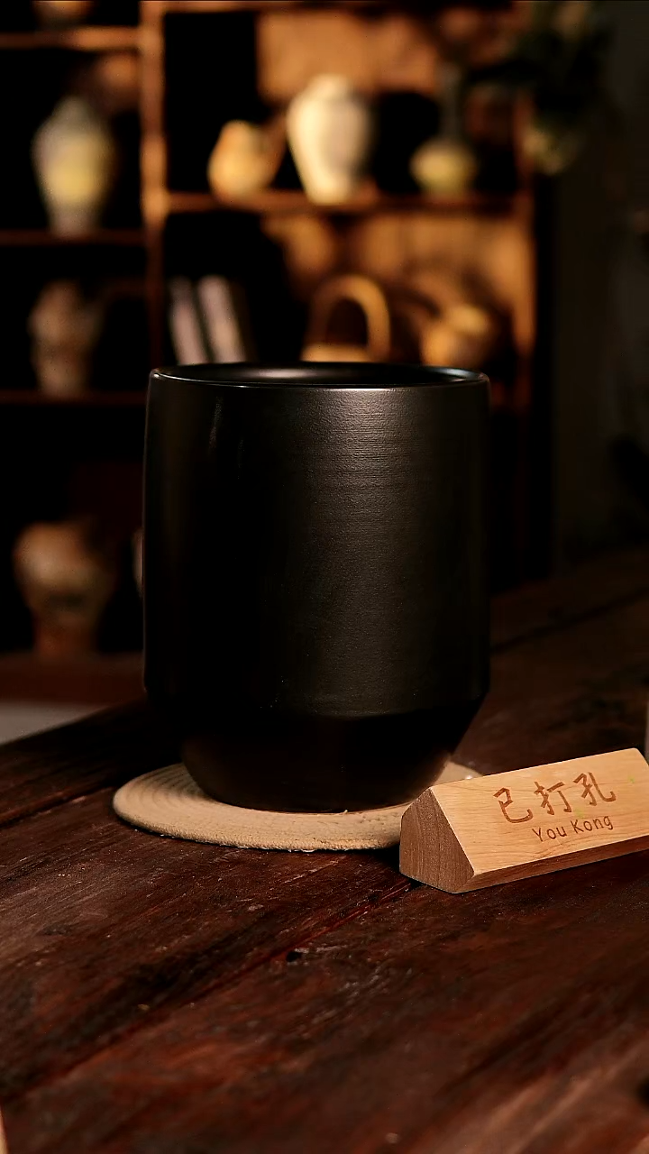 摆件22-446高度26口径19误差2已打孔