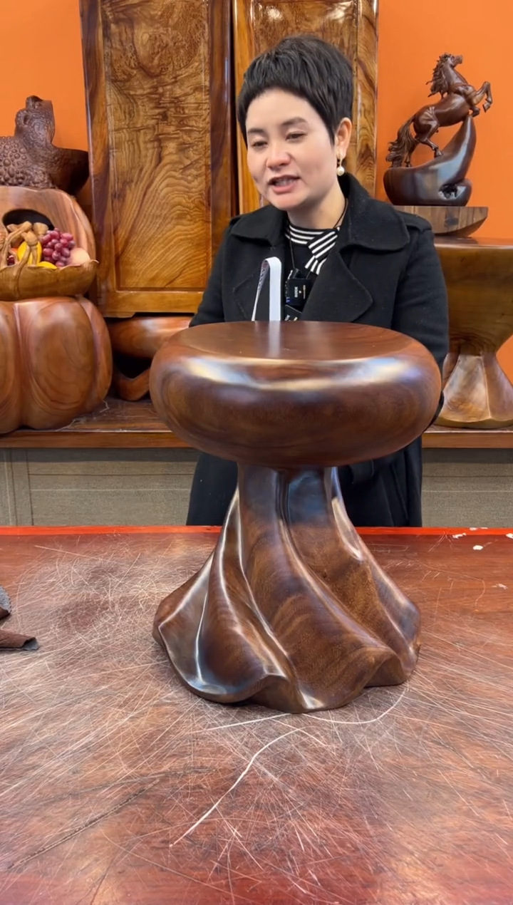 【闪购商品】稳定木实木创意凳子