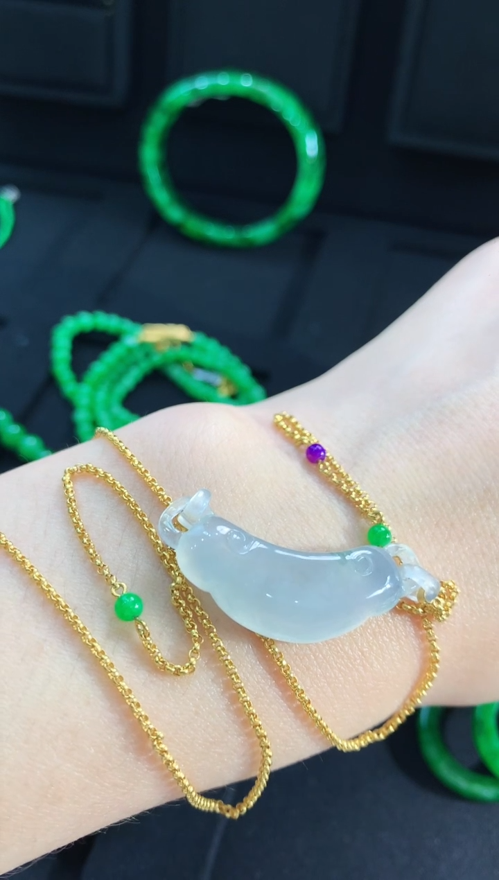 【闪购商品】翡翠颈饰18K金镶嵌颈饰