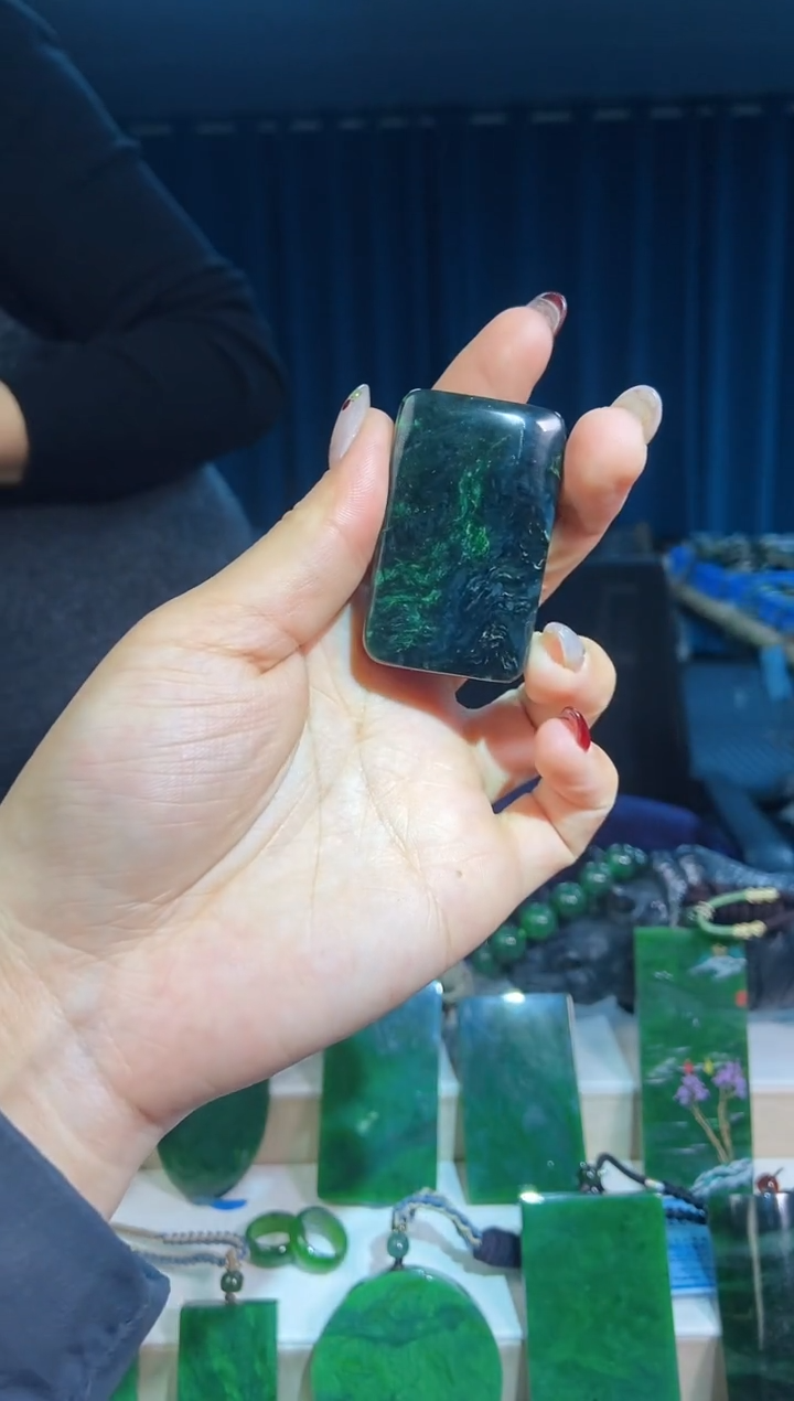 【闪购商品】和田玉挂件未镶嵌1