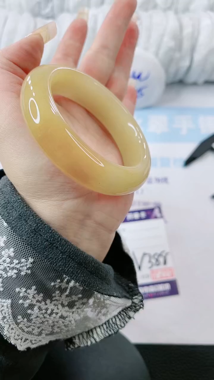 【闪购商品】石英质玉手镯未镶嵌 多样性发货V388