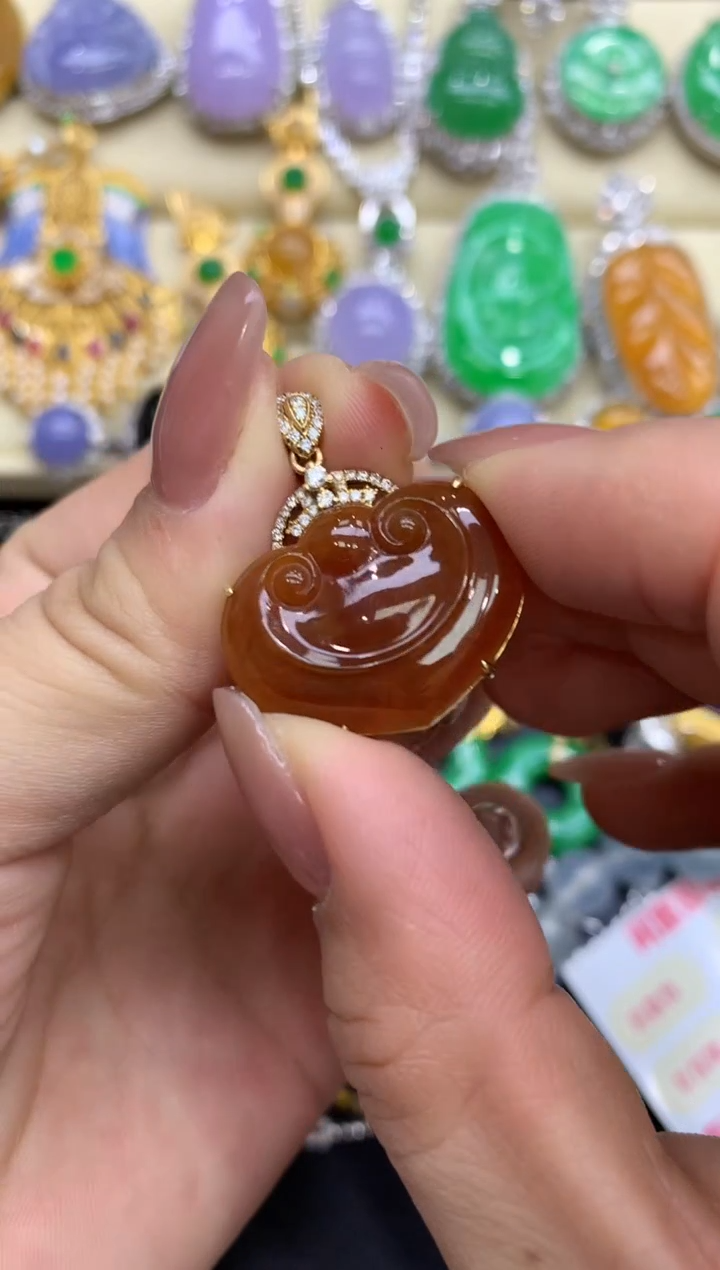 颈饰18K金镶嵌翡翠327-中国好珍宝