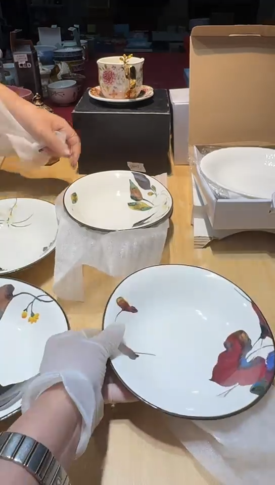 瓷片生活的本意是开心啊@@1
