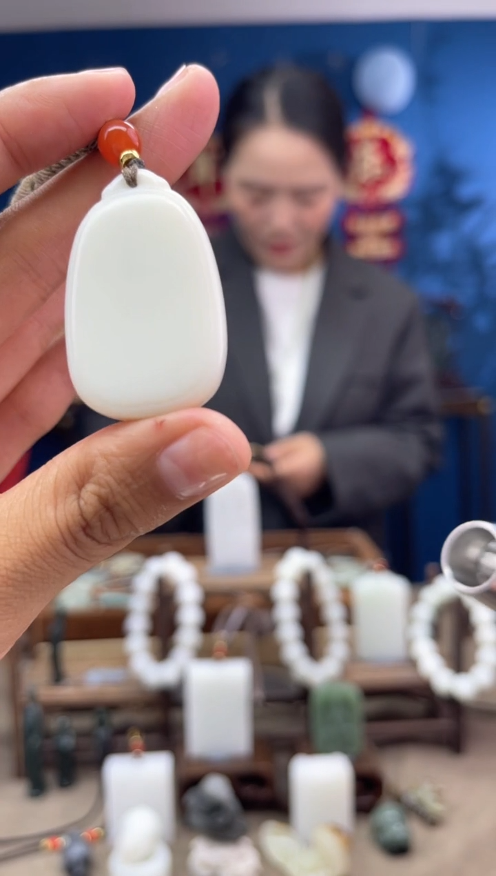 【闪购商品】和田玉颈饰未镶嵌1