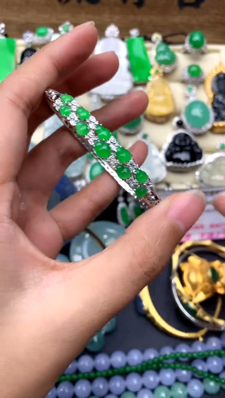 【闪购商品】翡翠手镯18K金镶嵌357-中国好珍宝