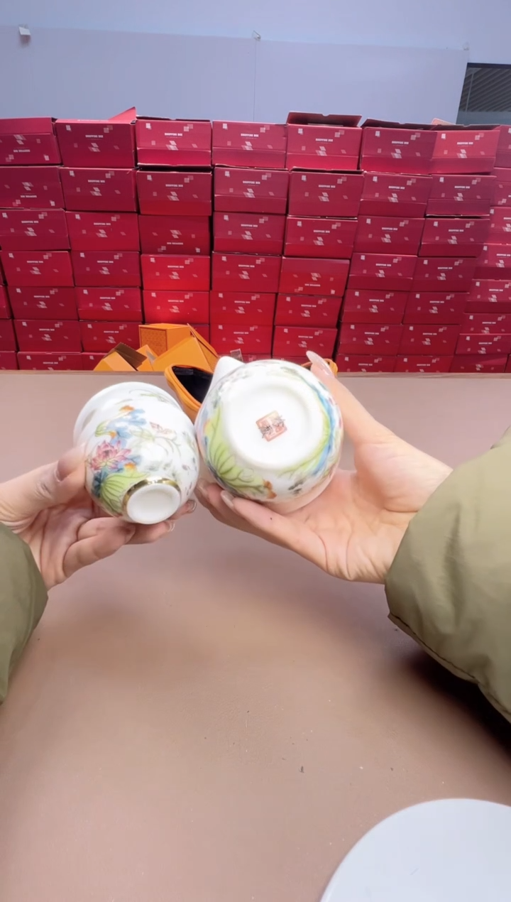 【闪购商品】摆件瓷制品S1111111111111