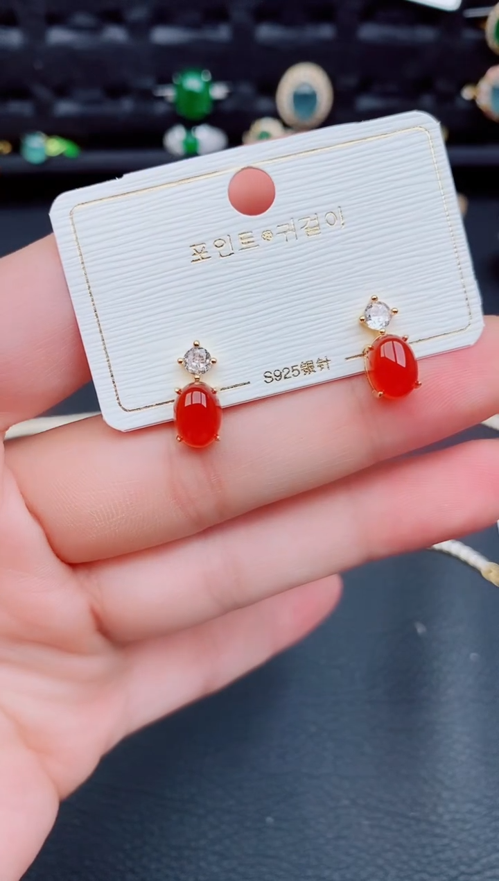 【闪购商品】玛瑙/玉髓耳钉银S925镶嵌天然a货翡翠610