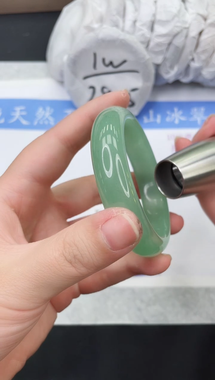 【闪购商品】石英质玉手镯未镶嵌VD73-53+