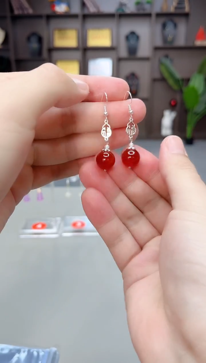 未镶嵌耳饰玛瑙/玉髓230000