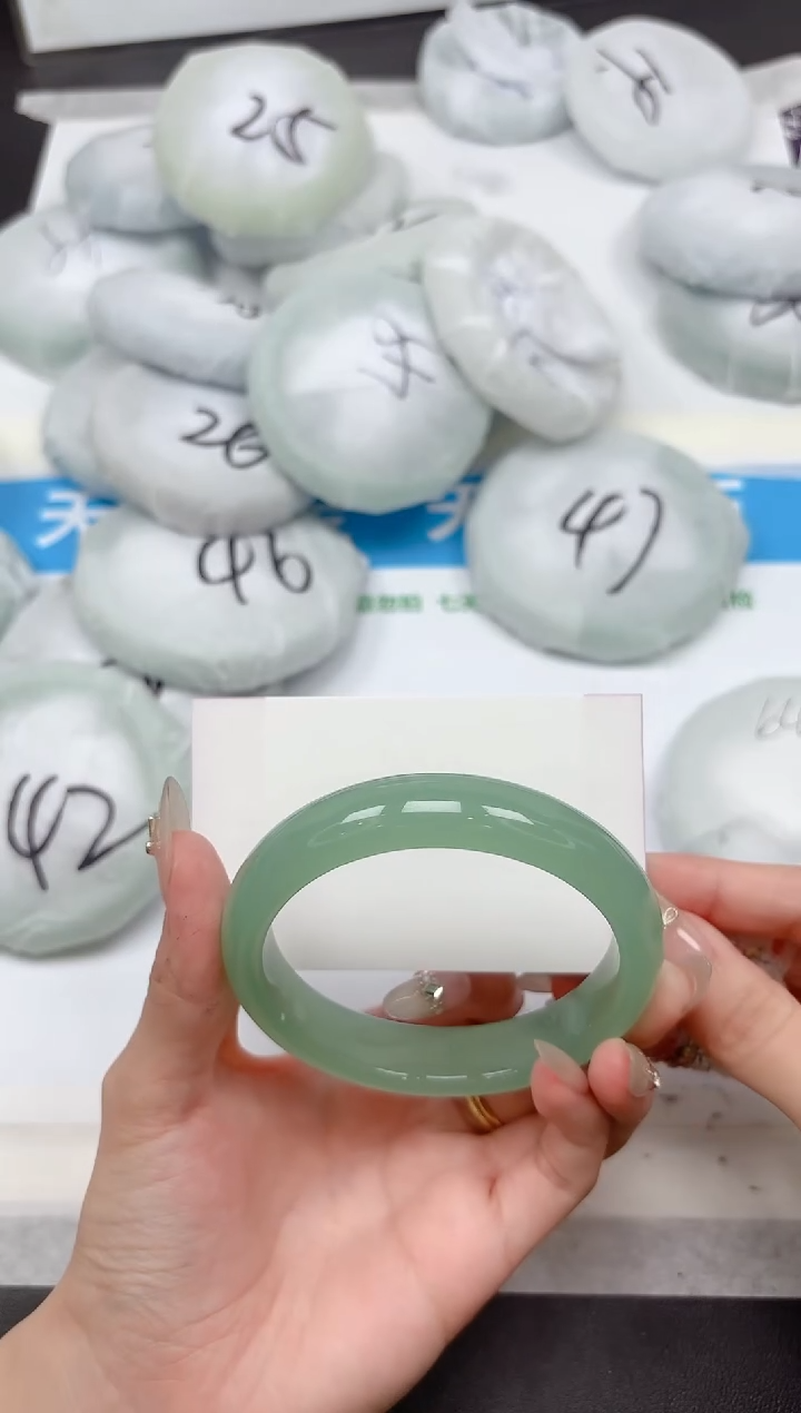 未镶嵌手镯石英质玉333-59.5