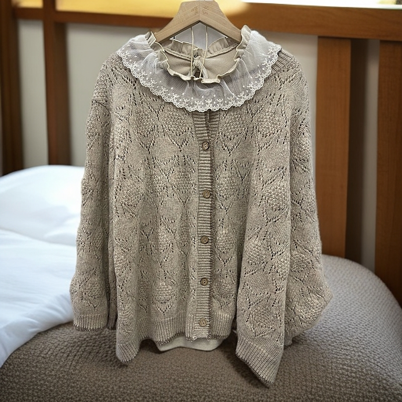 女士羊毛镂空开衫外套