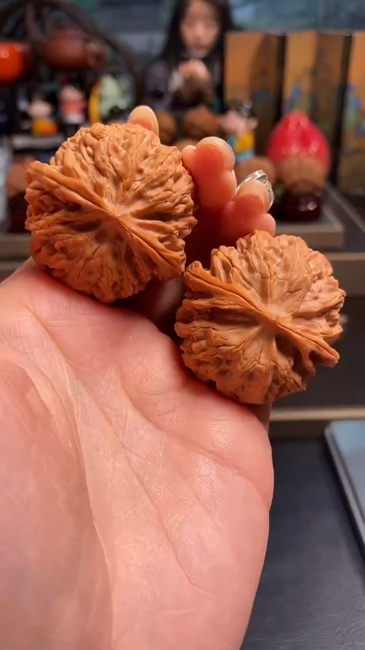 【闪购商品】文玩核桃把件F431苹果园41