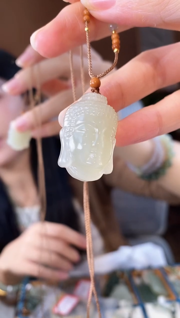 颈饰未镶嵌和田玉佛头和田玉项链