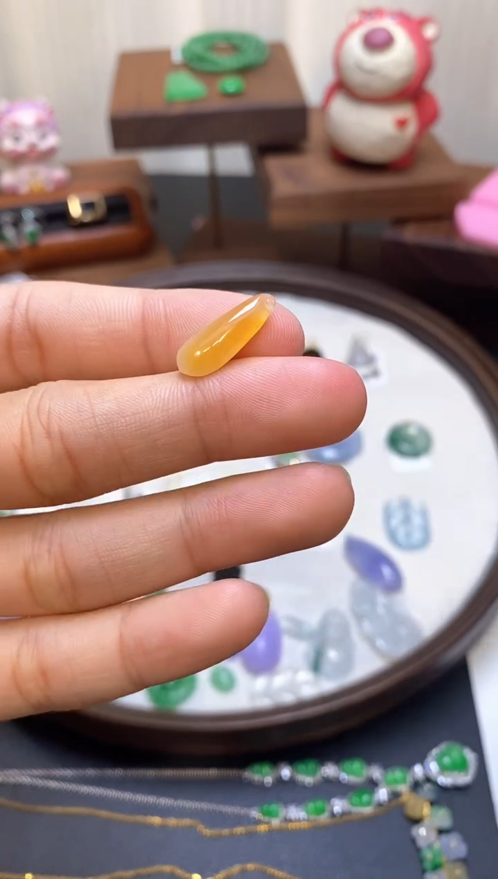 【闪购商品】翡翠未镶嵌颈饰福瓜