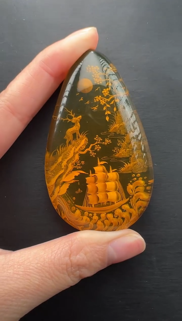 琥珀颈饰未镶嵌一帆风顺