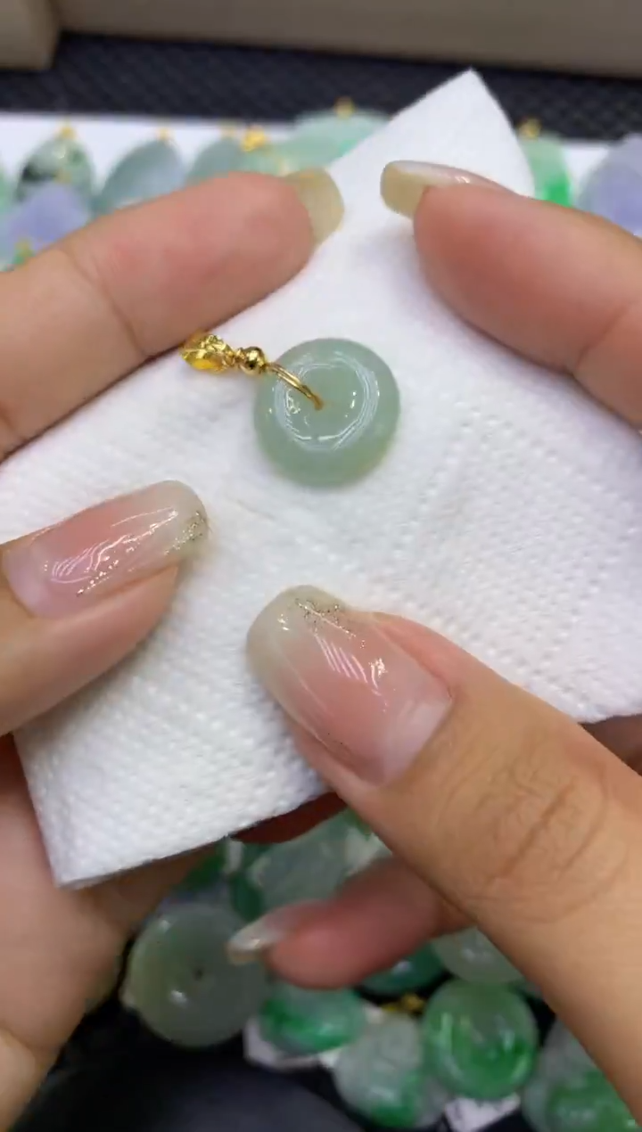 颈饰未镶嵌翡翠天然缅甸A货翡翠