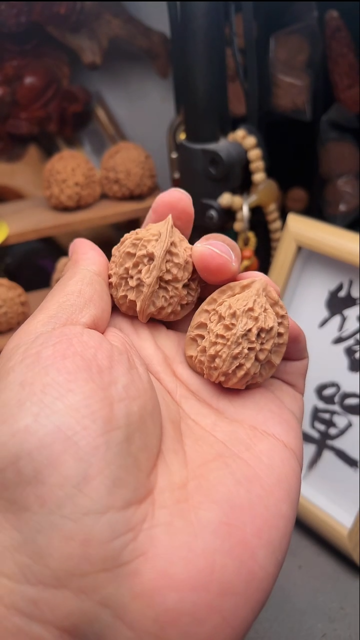 吊坠文玩核桃鸩鸡35梦幻皮质顶级油蜡皮35