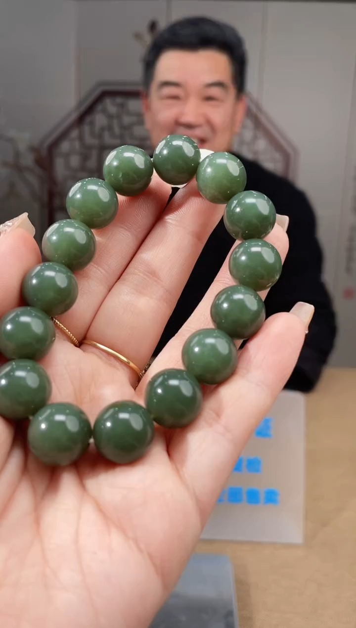 【闪购商品】定制和田玉多样性发货拍一发一 18056